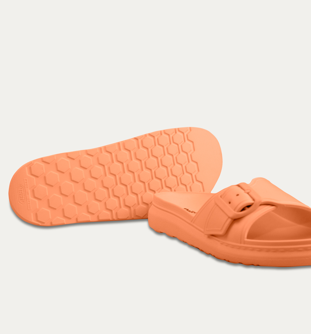 sandalias con hebillas mujer naranja huella